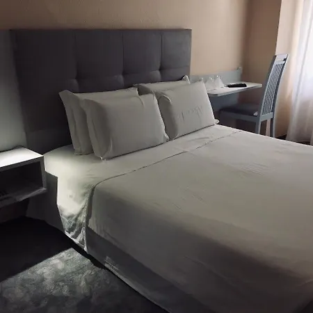 호텔 엑셀시어 3*