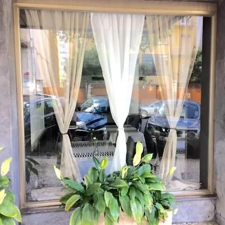 Отель Excelsior 3*